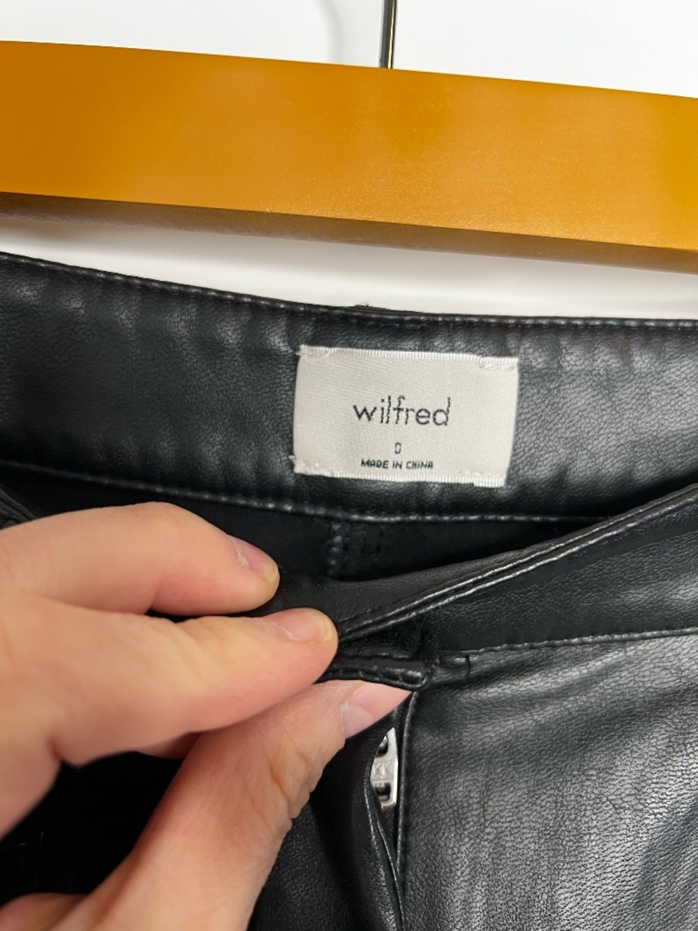 Wilfred by Aritzia Black Faux Leather High-Waisted Pants | Size 0 - Picture 7 of 7